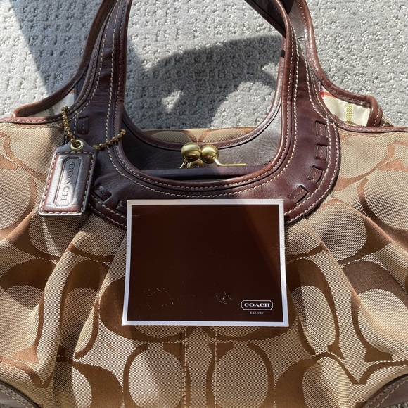 Coach Signature Ergo Shoulder Bag Tan & Brown from 2008 - Picture 4 of 6